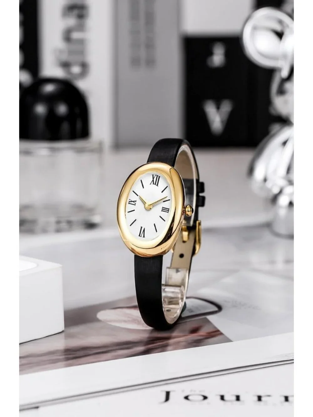 Womens Black Gold Analog Quartz Elegant Dial Bangle Vintage Bracelet Wrist Watch
